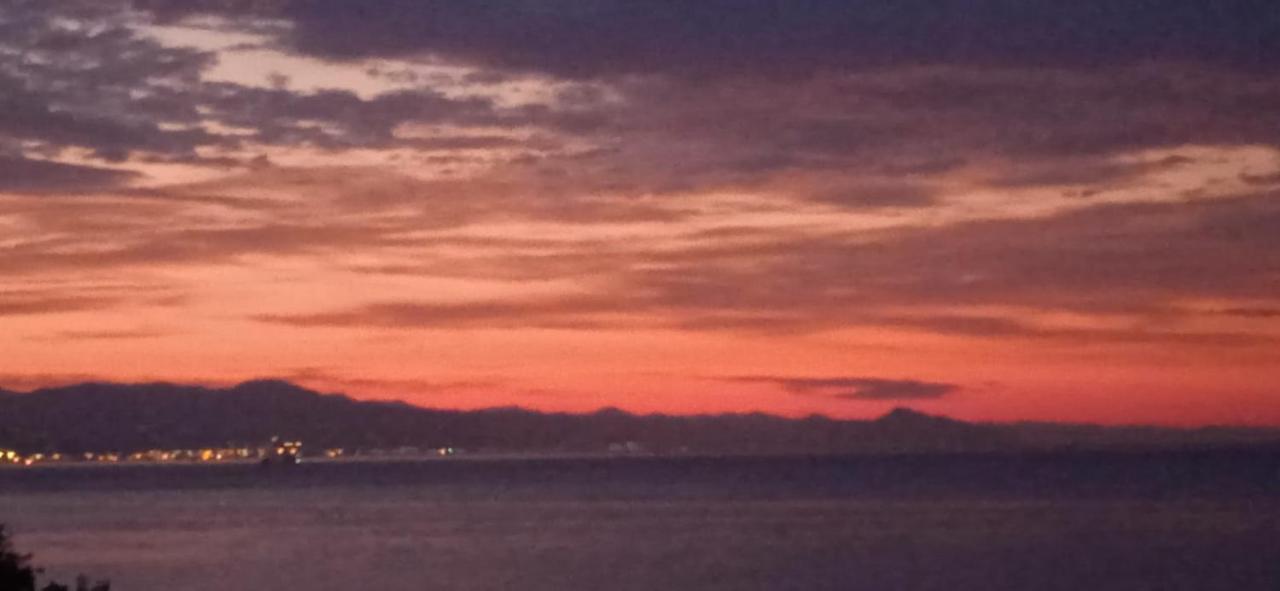 Appartamento Con Super Vista Sul Mare Arenzano Buitenkant foto
